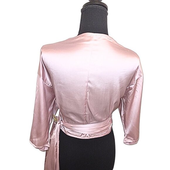 ROSEWE COLLECTIONS PINK ROSE GOLD CROP BLOUSE WITH CRYSTAL BROOCH - Picture 2 of 5